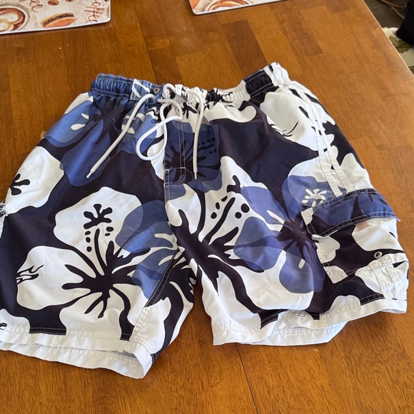 ESQUALO Navy and White Floral Board Shorts - Picture 1 of 3